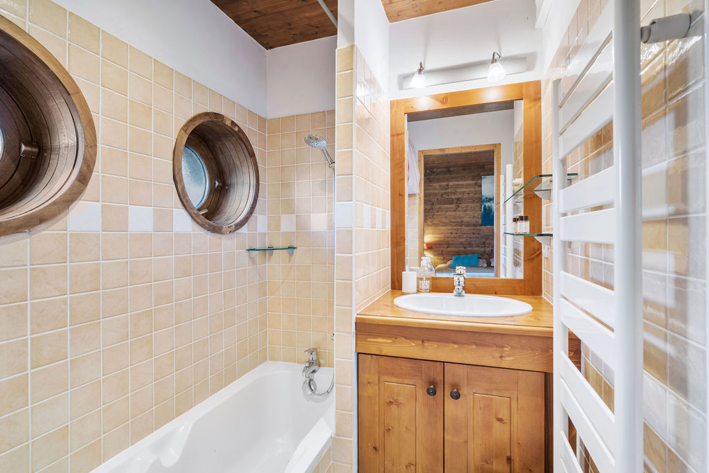 Chalet Manora chalet manora the six collection la tania courchevel 6